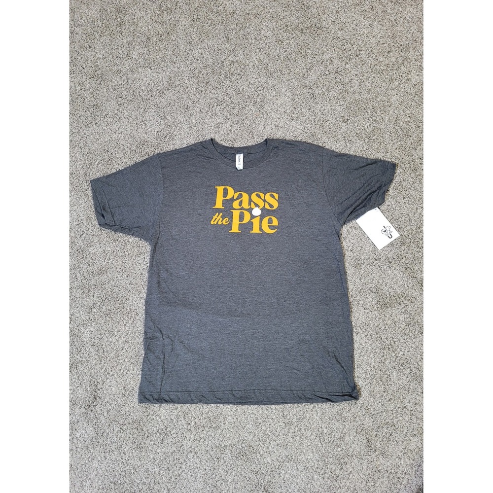 Pass The Pie Unisex Large Gray Graphic T Shirt Short Sleeve Tee Top Tshirt NWT